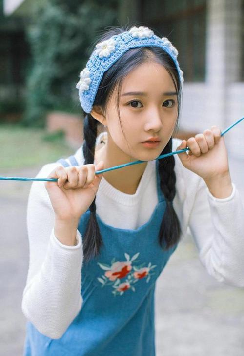 中国队首次参赛即夺冠，展现强大实力，中国队第一次拿金牌