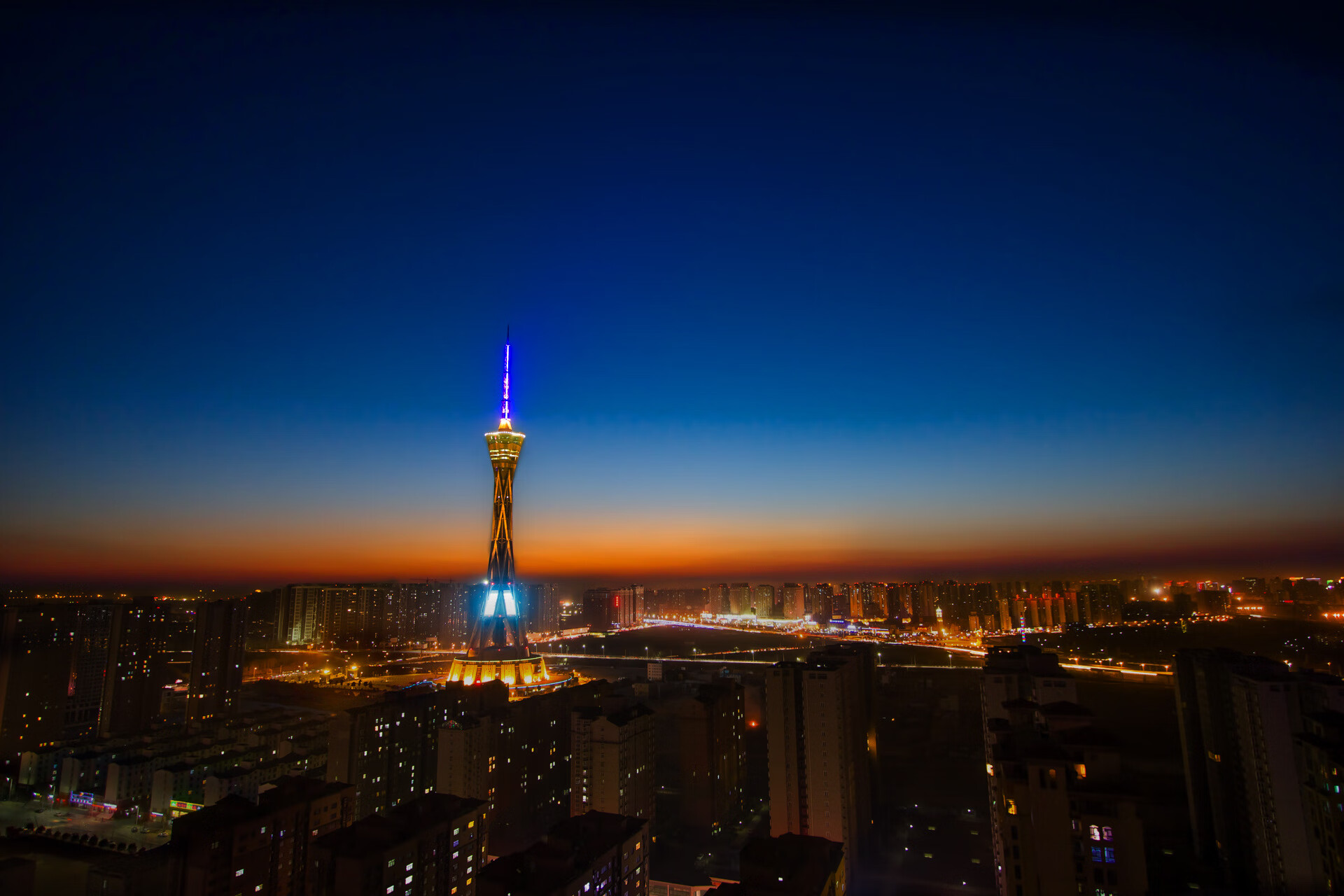 场上球员对节奏变化的即时反馈机制，球队节奏