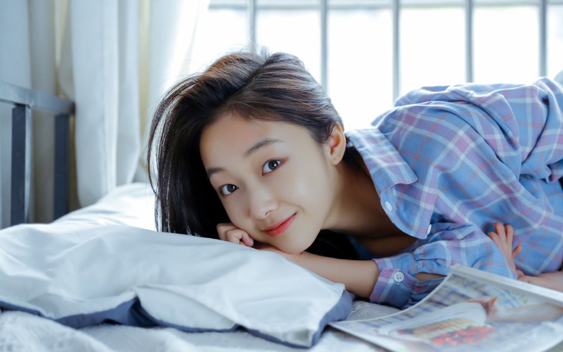 弗赖堡边路传中精准创造威胁球，弗赖堡首发