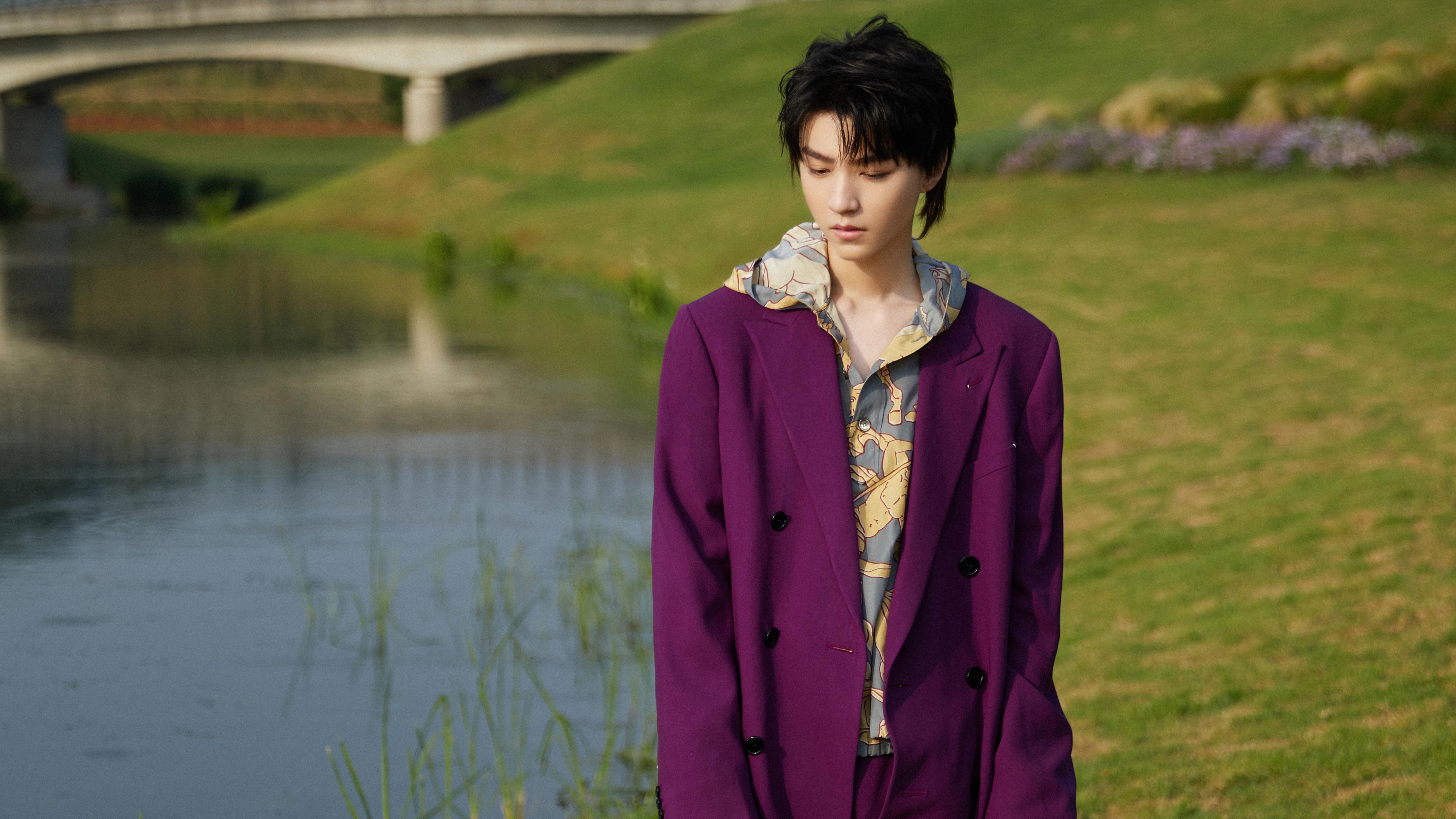 曼联前锋单场双响助球队逆转胜利，曼联双雄