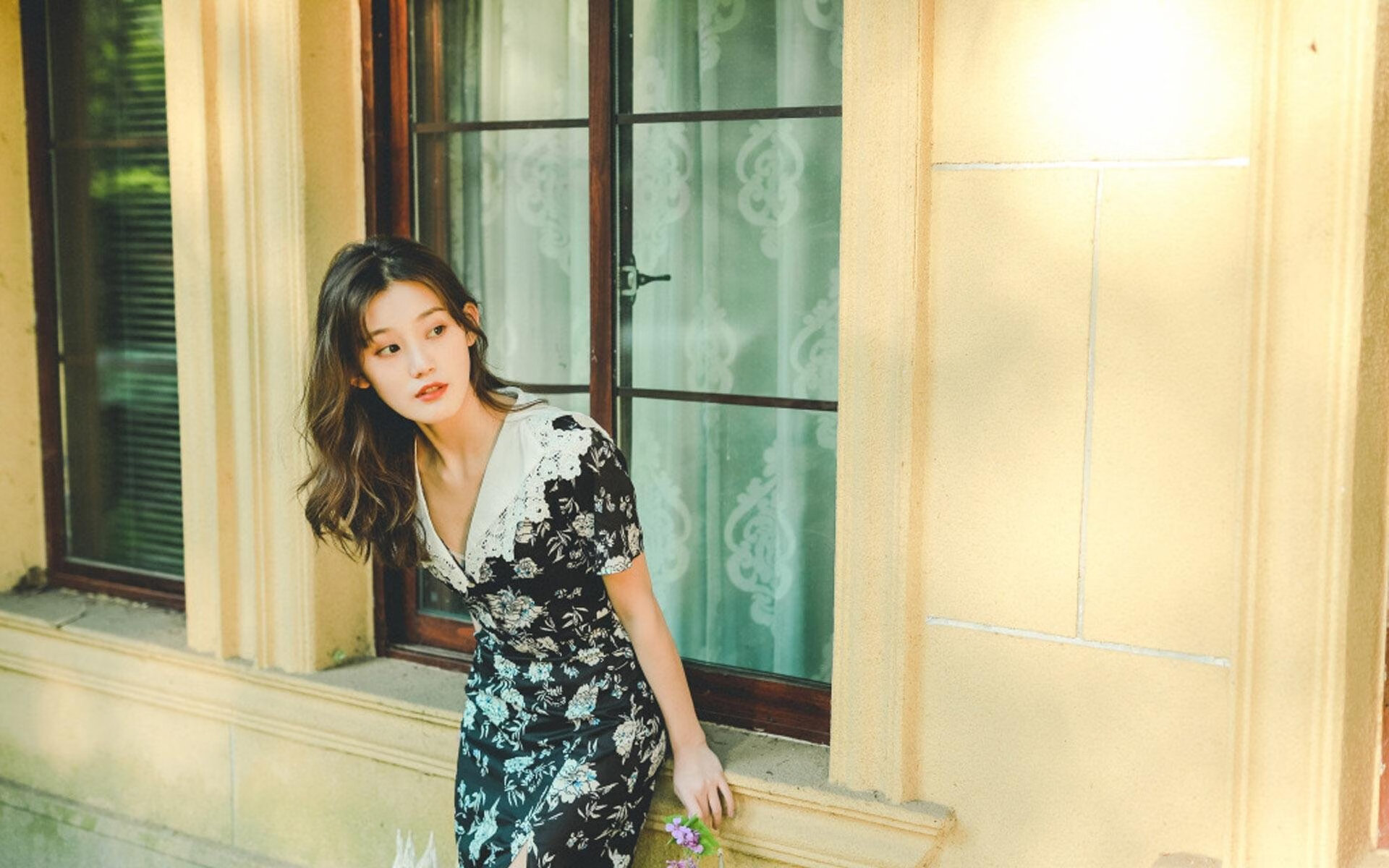 李恩:凭借出色的跑位和传球能力,成为全黑队进攻的关键,李恩个人简介